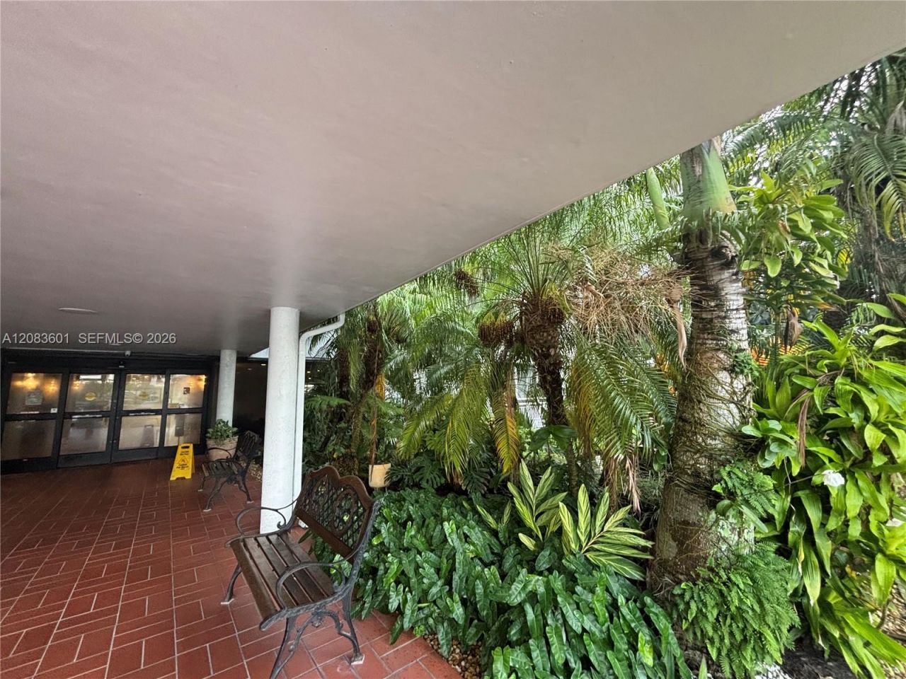 3800 Hillcrest Dr, Unit 1011, Hollywood, FL 33021 Photo