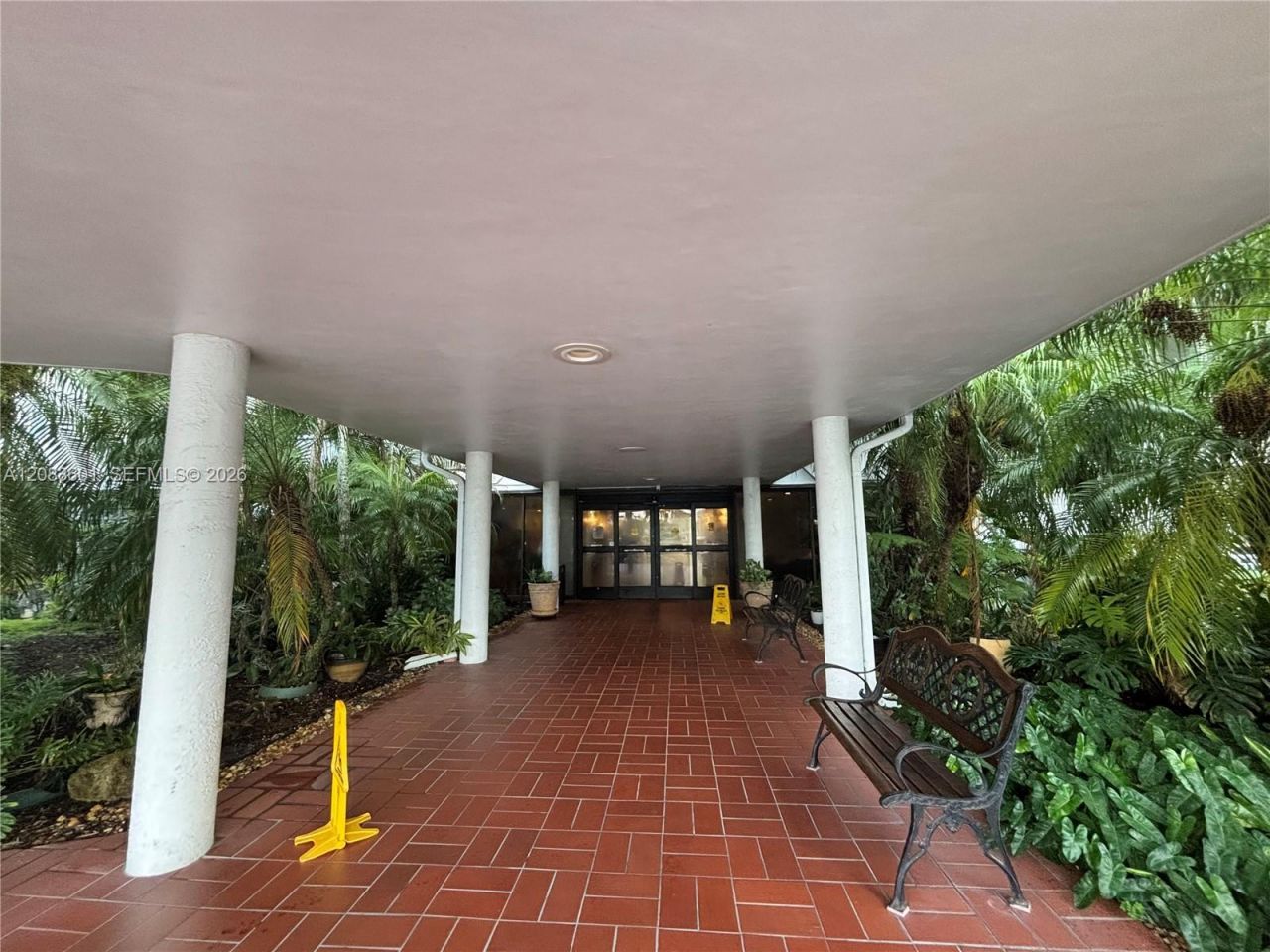 3800 Hillcrest Dr, Unit 1011, Hollywood, FL 33021 Photo