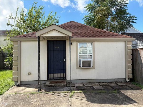 2854 LAW Street , Unit B, New Orleans, LA 70117