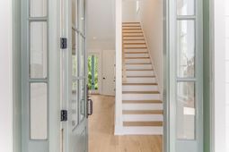 1513 Cravens Street photo 4