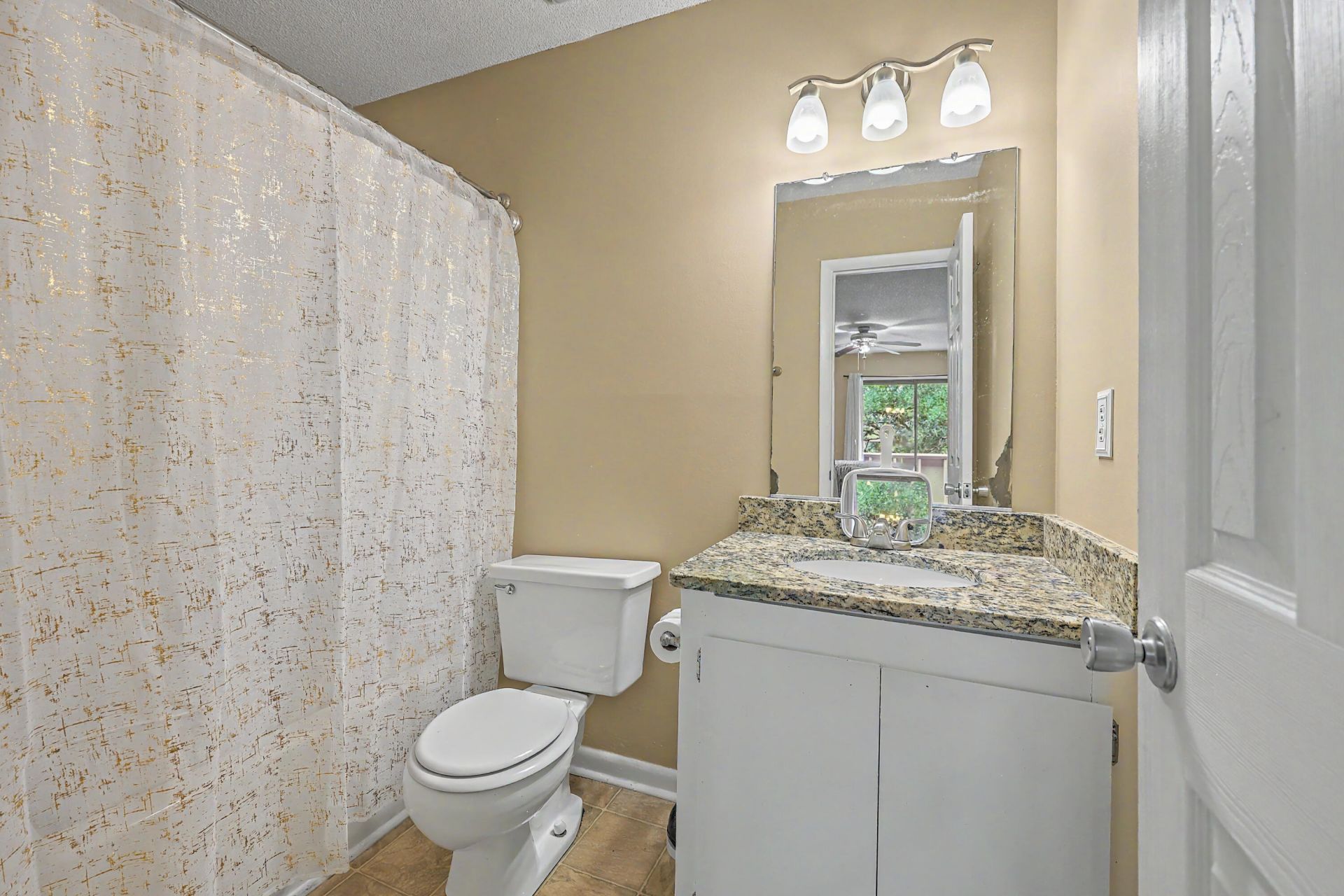806 Greenmeadow Drive Photo 21