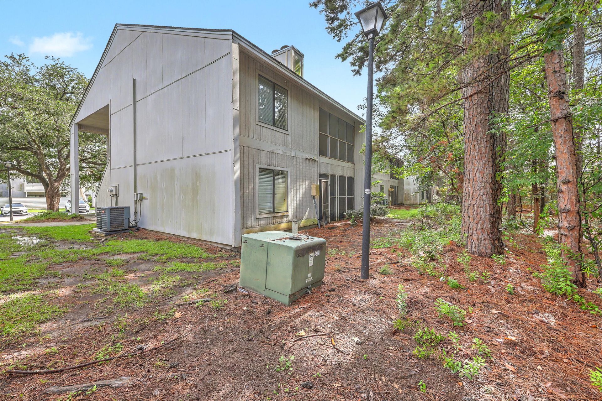 806 Greenmeadow Drive Photo 26