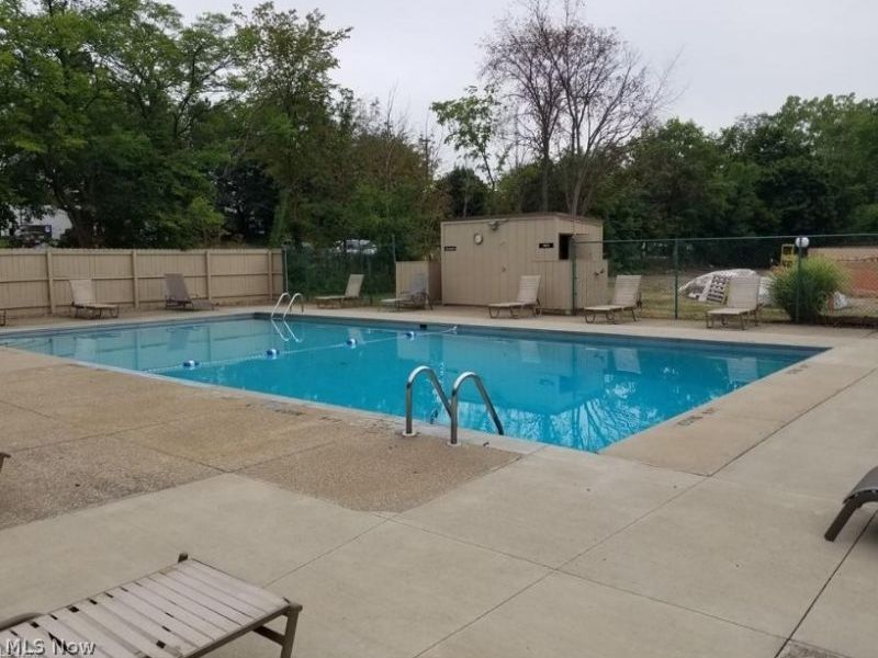 1548 Cedarwood Drive, Unit 353, Westlake, OH 44145 Photo 18
