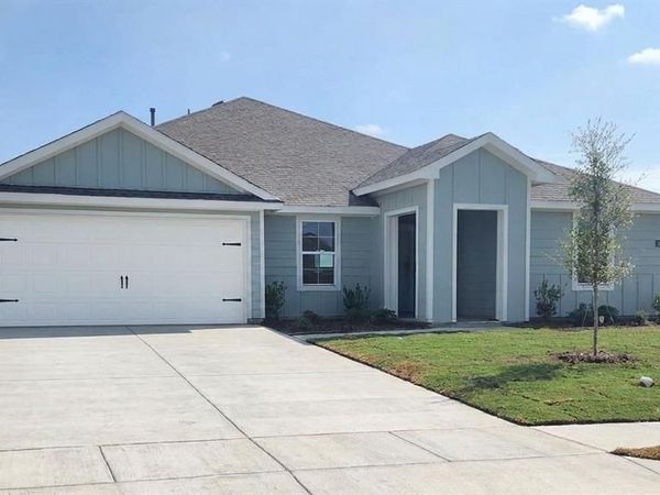 501 White Willow Drive, Josephine, TX 75189