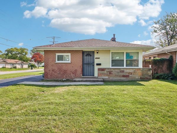 16207 Marshfield Avenue , Markham, IL 60428