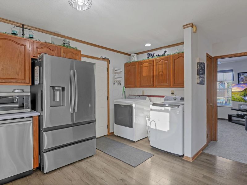 906 Lateglow Court , Newark, OH 43055 Photo 20