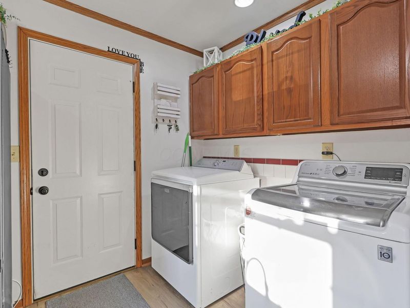 906 Lateglow Court , Newark, OH 43055 Photo 21