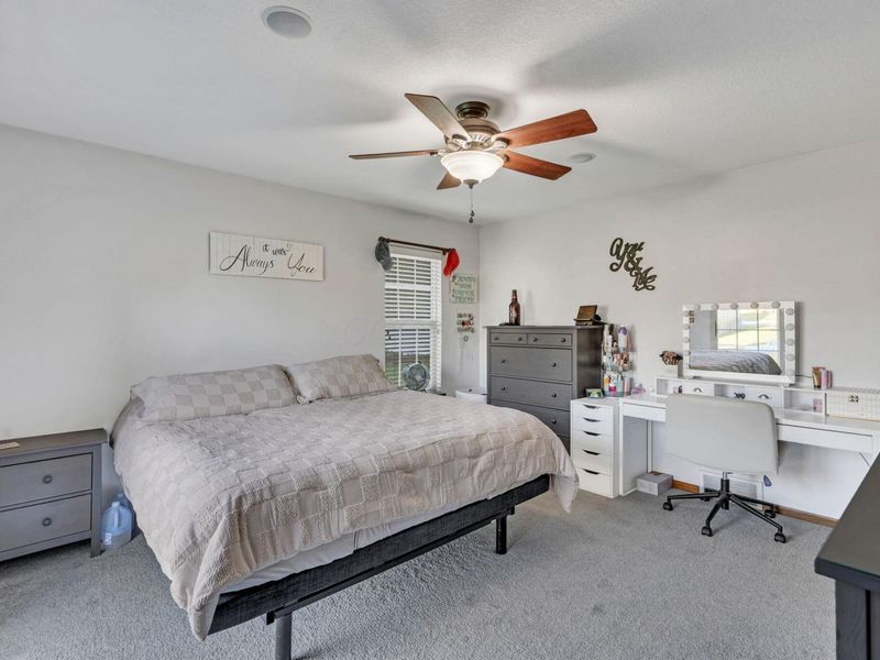 906 Lateglow Court , Newark, OH 43055 Photo 23