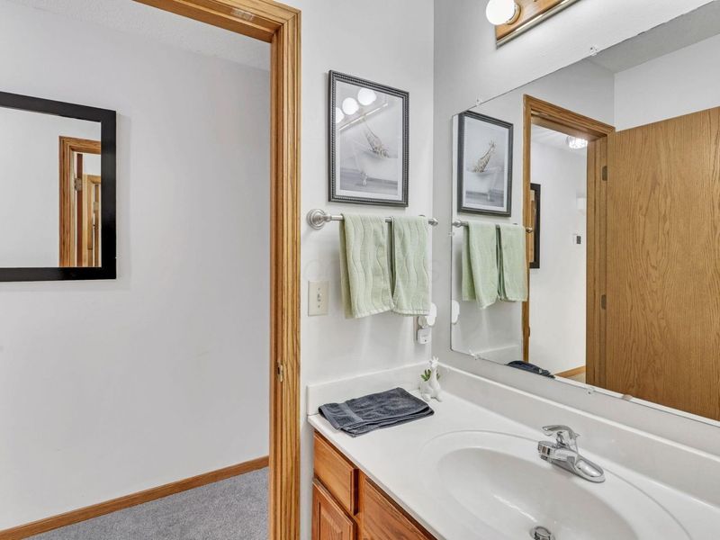 906 Lateglow Court , Newark, OH 43055 Photo 33