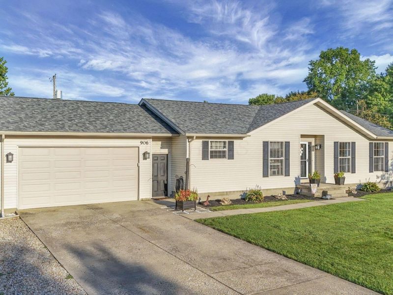 906 Lateglow Court , Newark, OH 43055 Photo 42