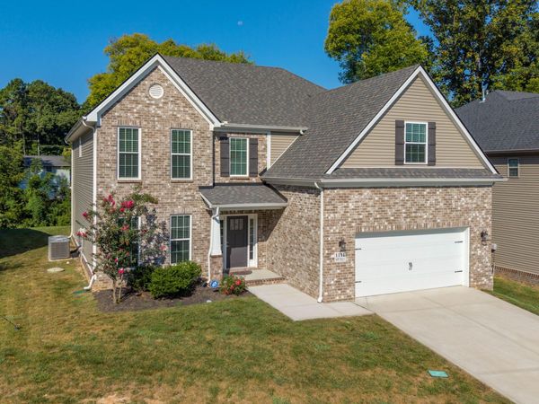 1111 Snowy Peak Lane, Knoxville, TN 37922