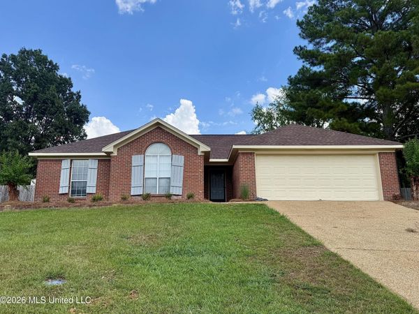 420 Vista Court, Richland, MS 39218