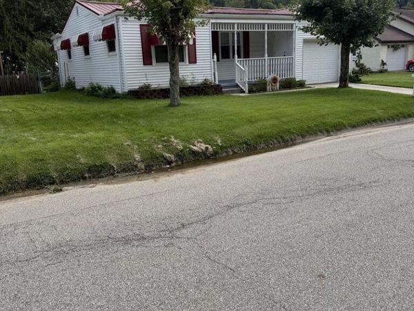 618 Glen Haven Ave, Glen Dale, WV 26038