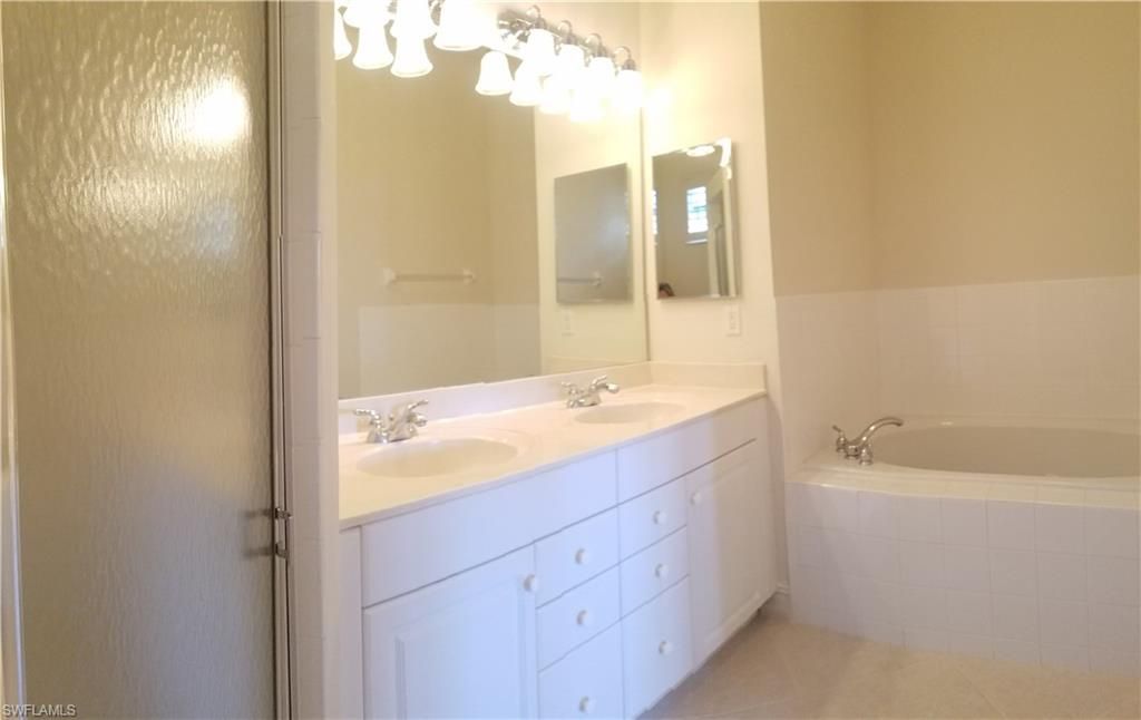 8068 Sanctuary Cir , Unit 2, Naples, FL 34104 Photo
