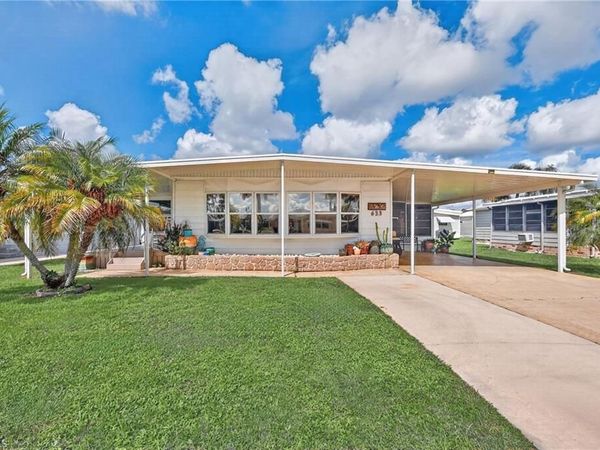 633 Forest Palm CT, NORTH FORT MYERS, FL 33917