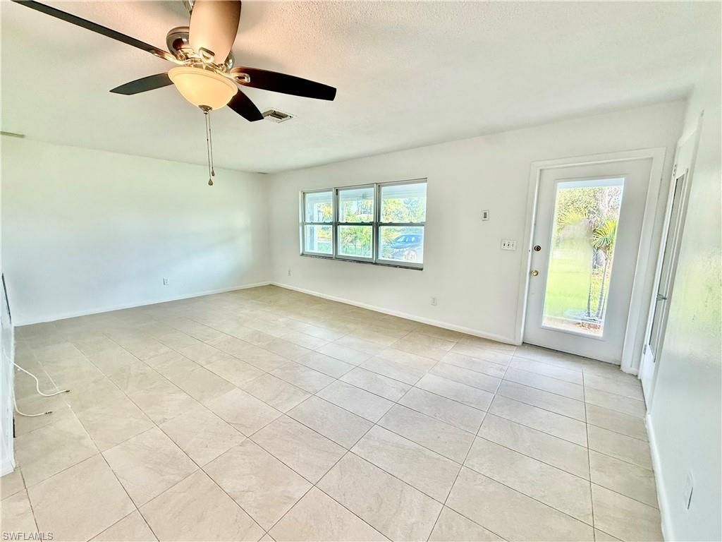 1314 Farmdale St , Lehigh Acres, FL 33936 Photo