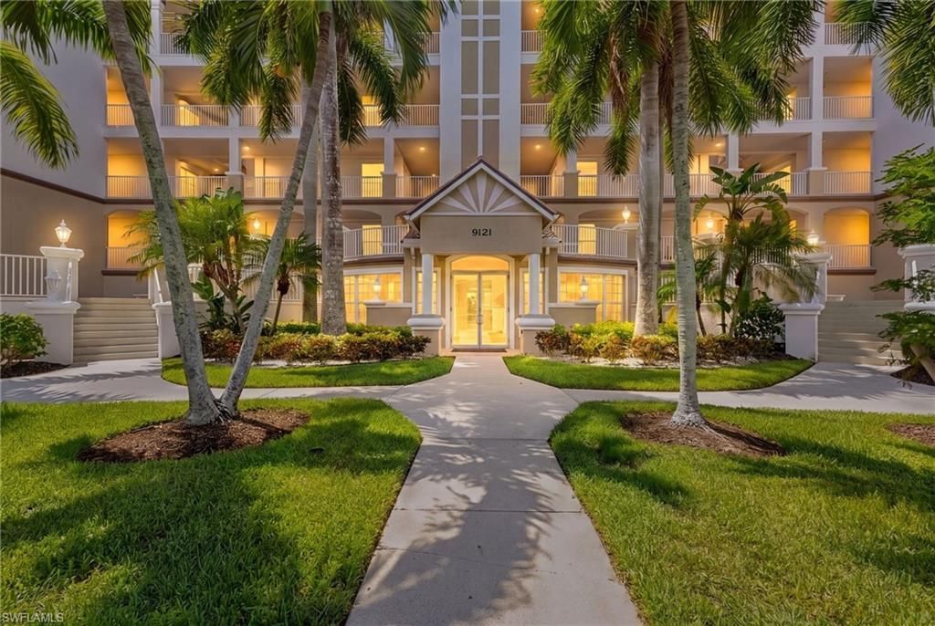 9121 Southmont Cv, Unit 302, Fort Myers, FL 33908 Photo