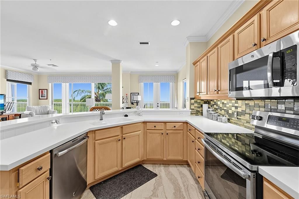 9121 Southmont Cv, Unit 302, Fort Myers, FL 33908 Photo