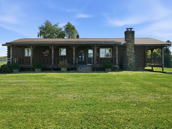 699 S County Road 400 E, Avon, IN 46123