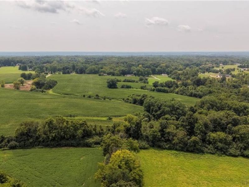 1 Willow Pine Manor, Unit Lot 1, Turtlecreek Township, OH 45036 Photo 3