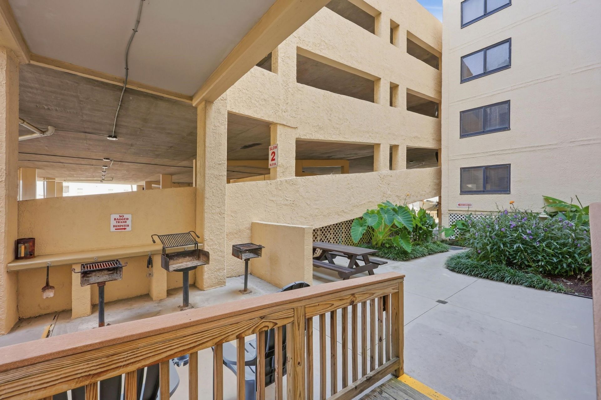 6100 N Ocean Blvd.  Photo 38