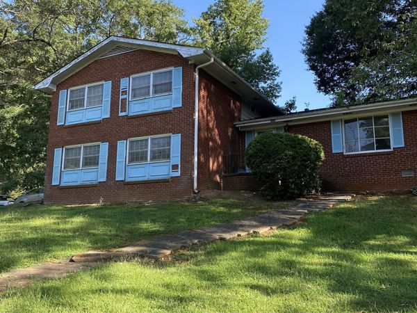 4237 Commodore Drive, Chamblee, GA 30341