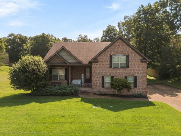 105 Hawthorne Vly, Mount Juliet, TN 37122