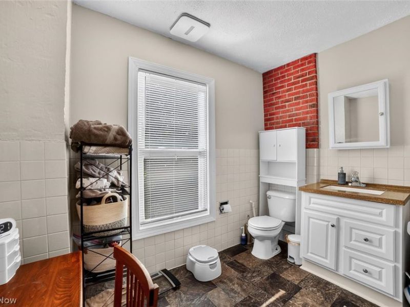 190 24th Street NW, Barberton, OH 44203 Photo 30