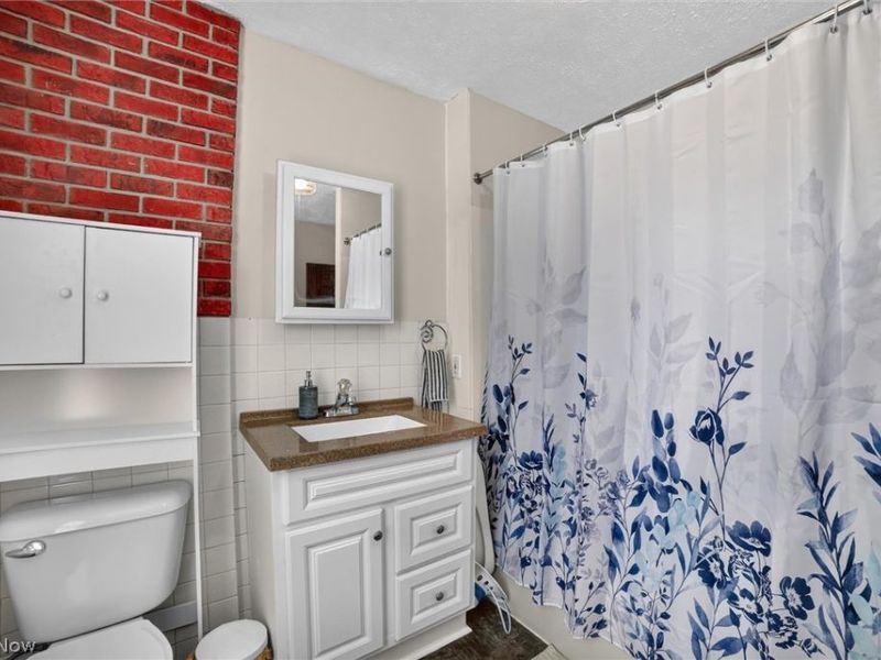 190 24th Street NW, Barberton, OH 44203 Photo 32