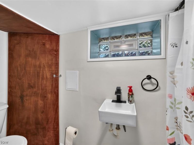 190 24th Street NW, Barberton, OH 44203 Photo 36