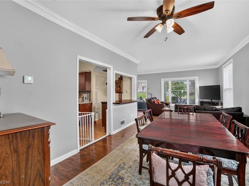 190 24th Street NW, Barberton, OH 44203 Photo 5