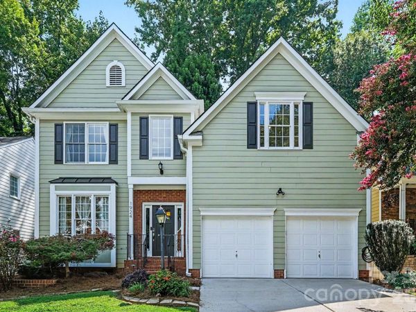 1924 DeArmon Drive, Charlotte, NC 28205