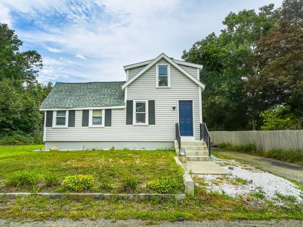 5 Baptiste Ave, Wareham, MA 02558