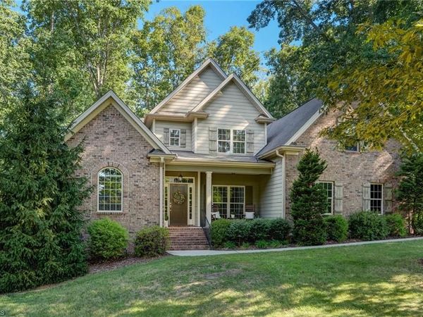 2905 Aldgate Way , Browns Summit, NC 27214