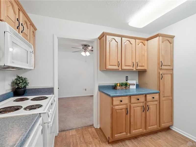 976 Kathryn Drive, Wilmington, OH 45177 Photo 14