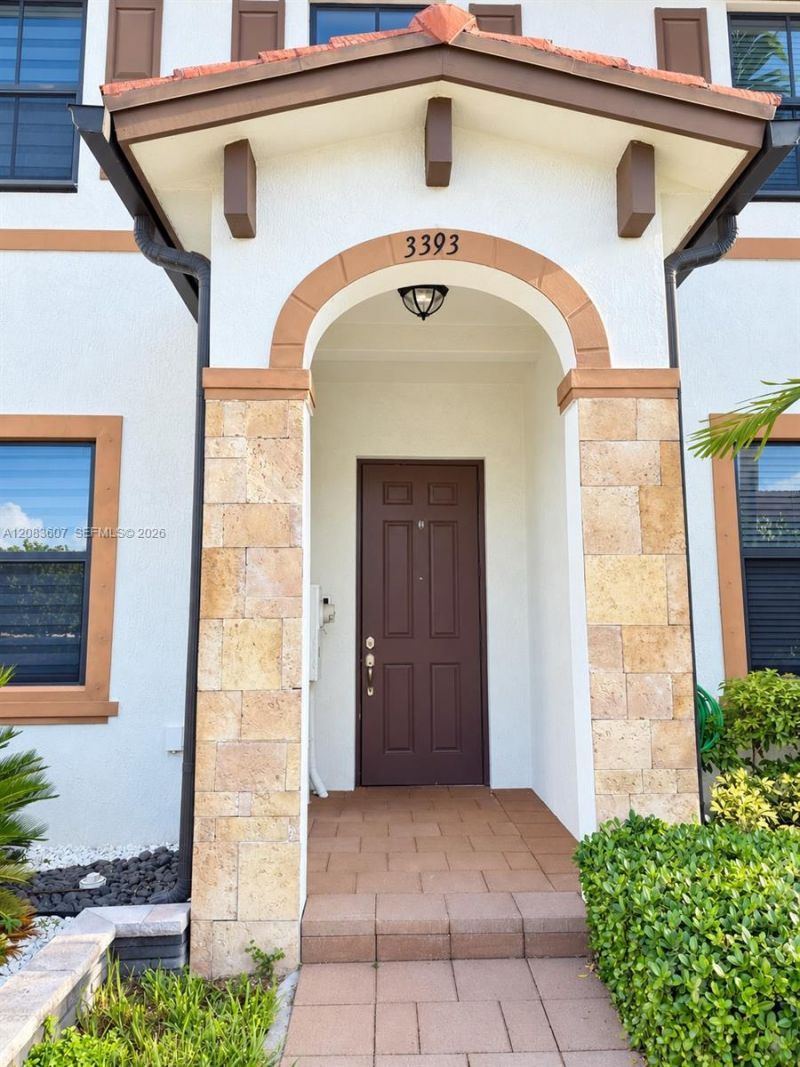 3393 W 105th Ter , Hialeah, FL 33018 Photo