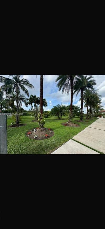 19381 SW 196th St , Miami, FL 33187 Photo