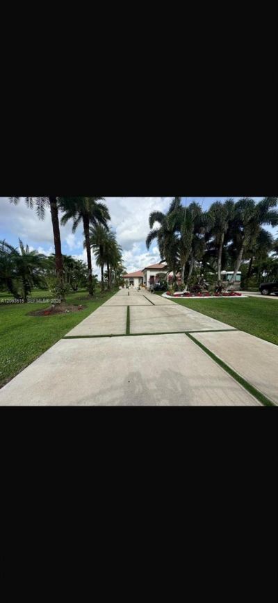 19381 SW 196th St , Miami, FL 33187 Photo