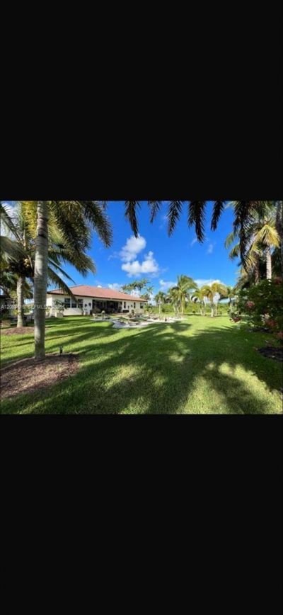 19381 SW 196th St, Miami, FL 33187 Photo