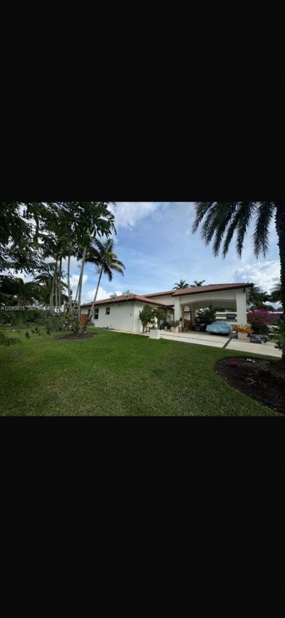 19381 SW 196th St , Miami, FL 33187 Photo