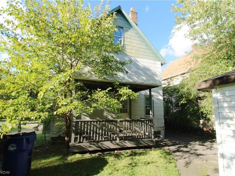 9006 Tioga Avenue, Cleveland, OH 44105 Photo 22