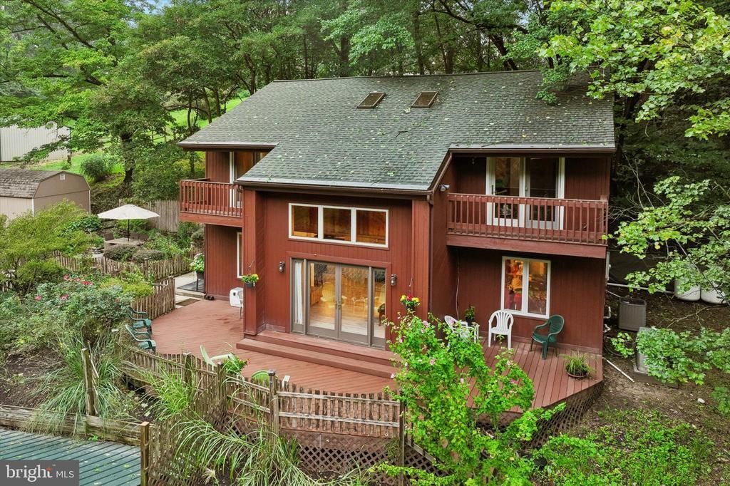 79 E HIGHLAND ROAD, PARKESBURG, PA 19365