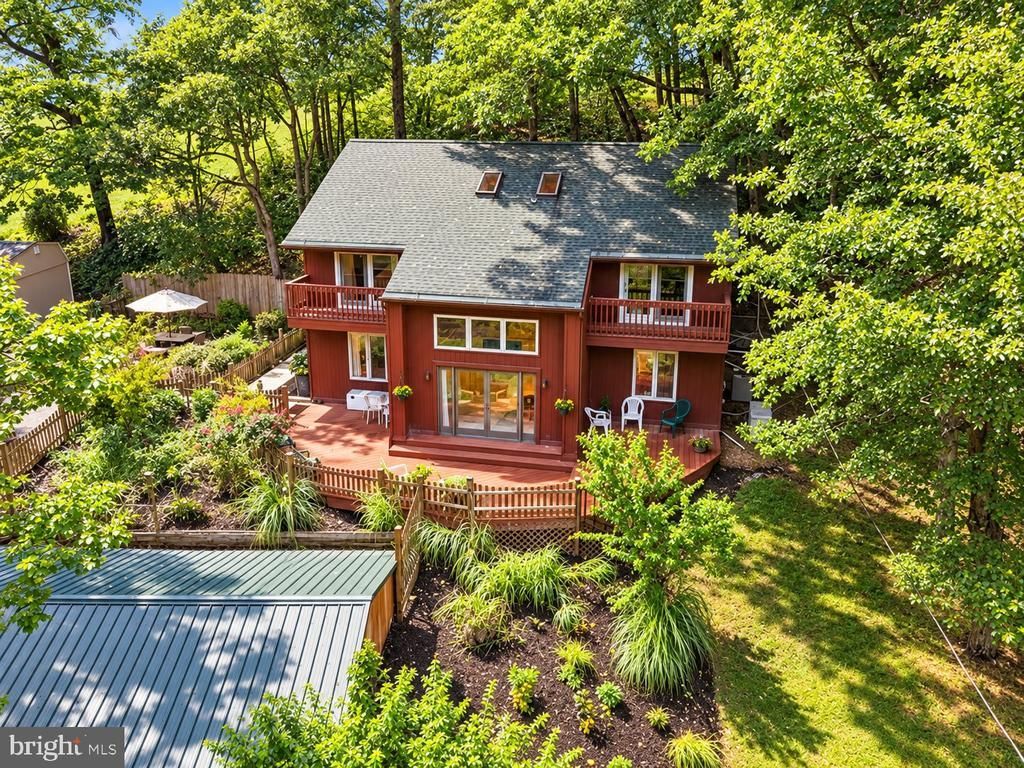 79 E HIGHLAND ROAD, PARKESBURG, PA 19365