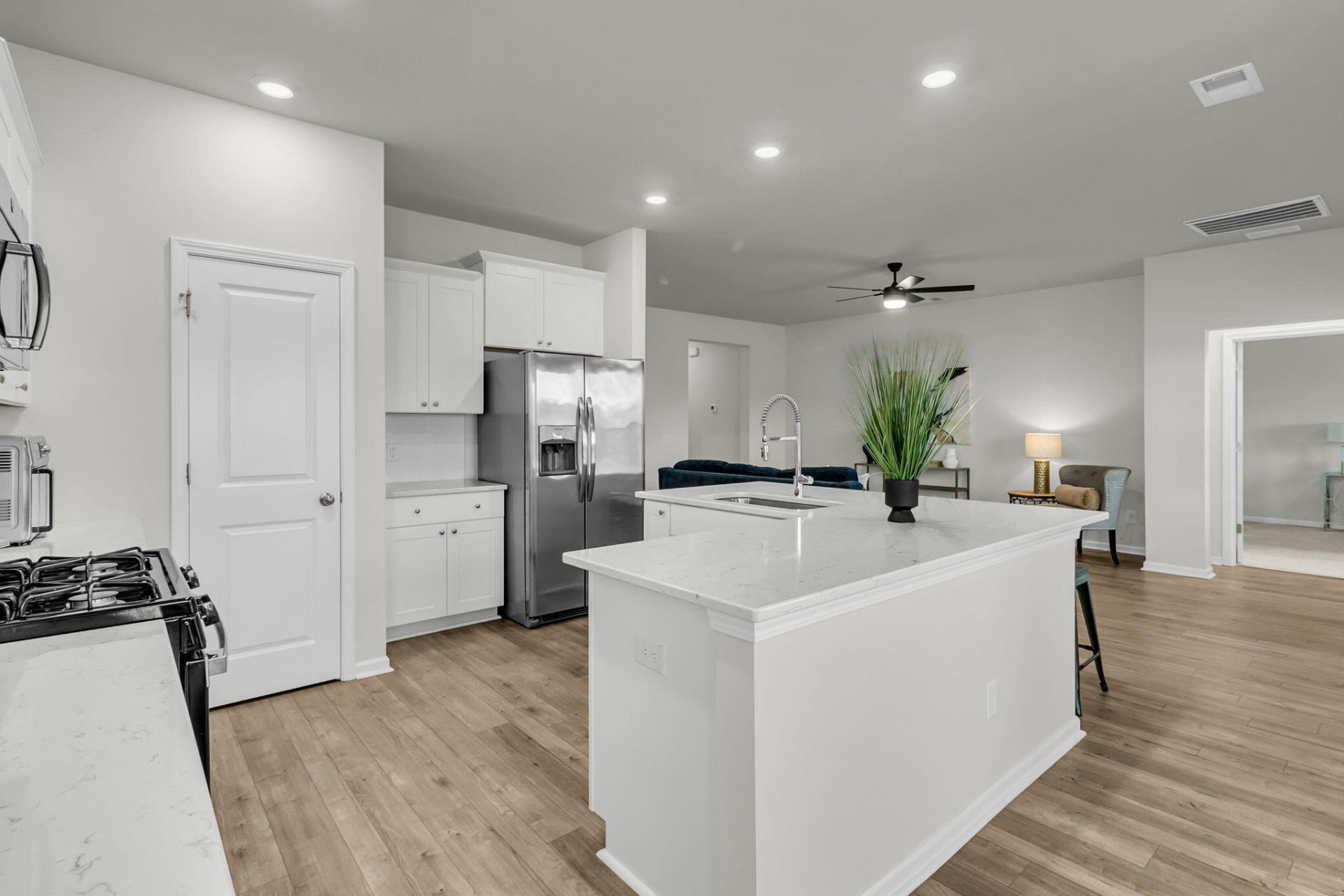 357 Garden Lily Lane Photo 13