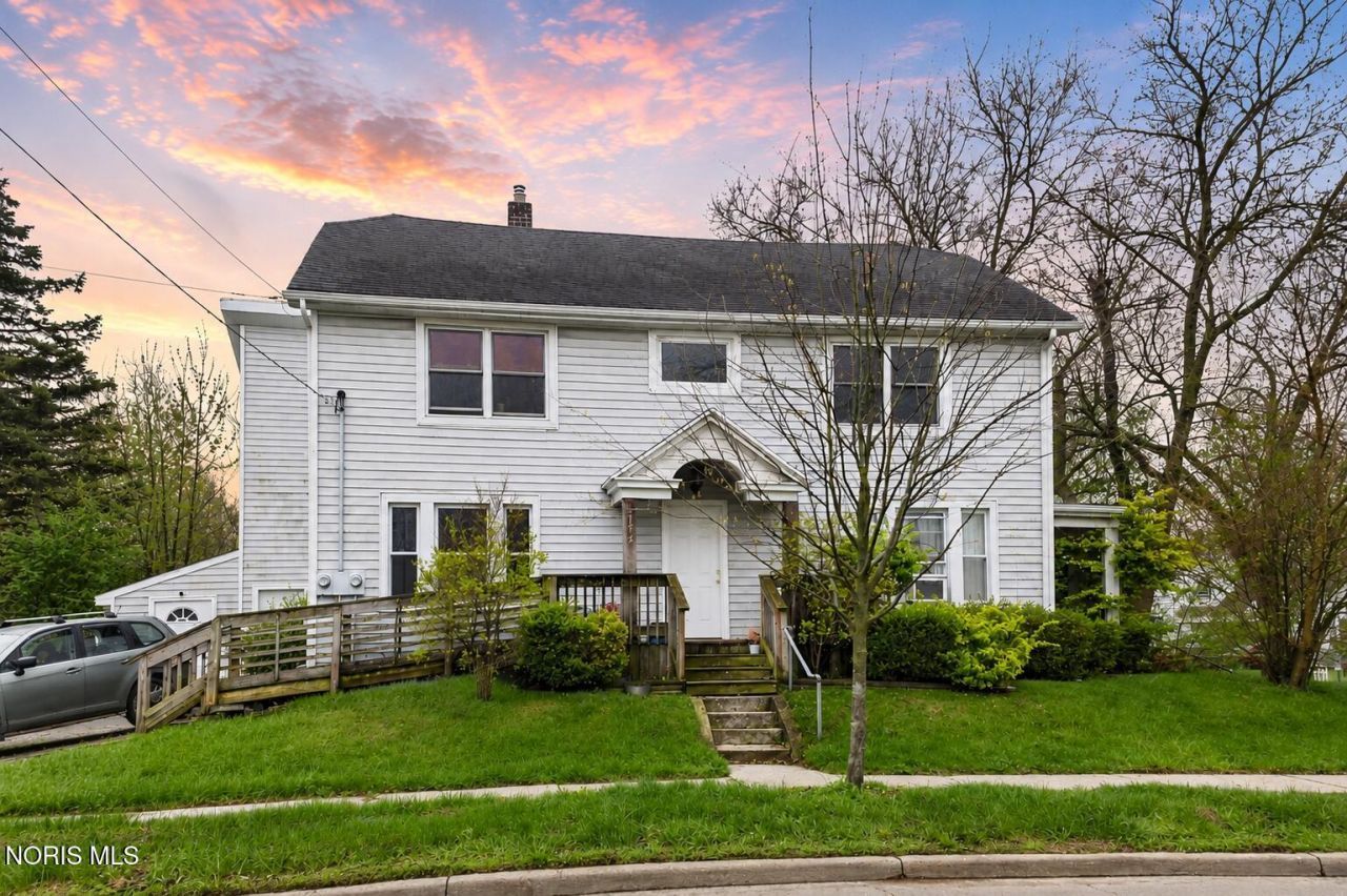 3728 Torrance Drive, Toledo, OH 43612 Main Photo