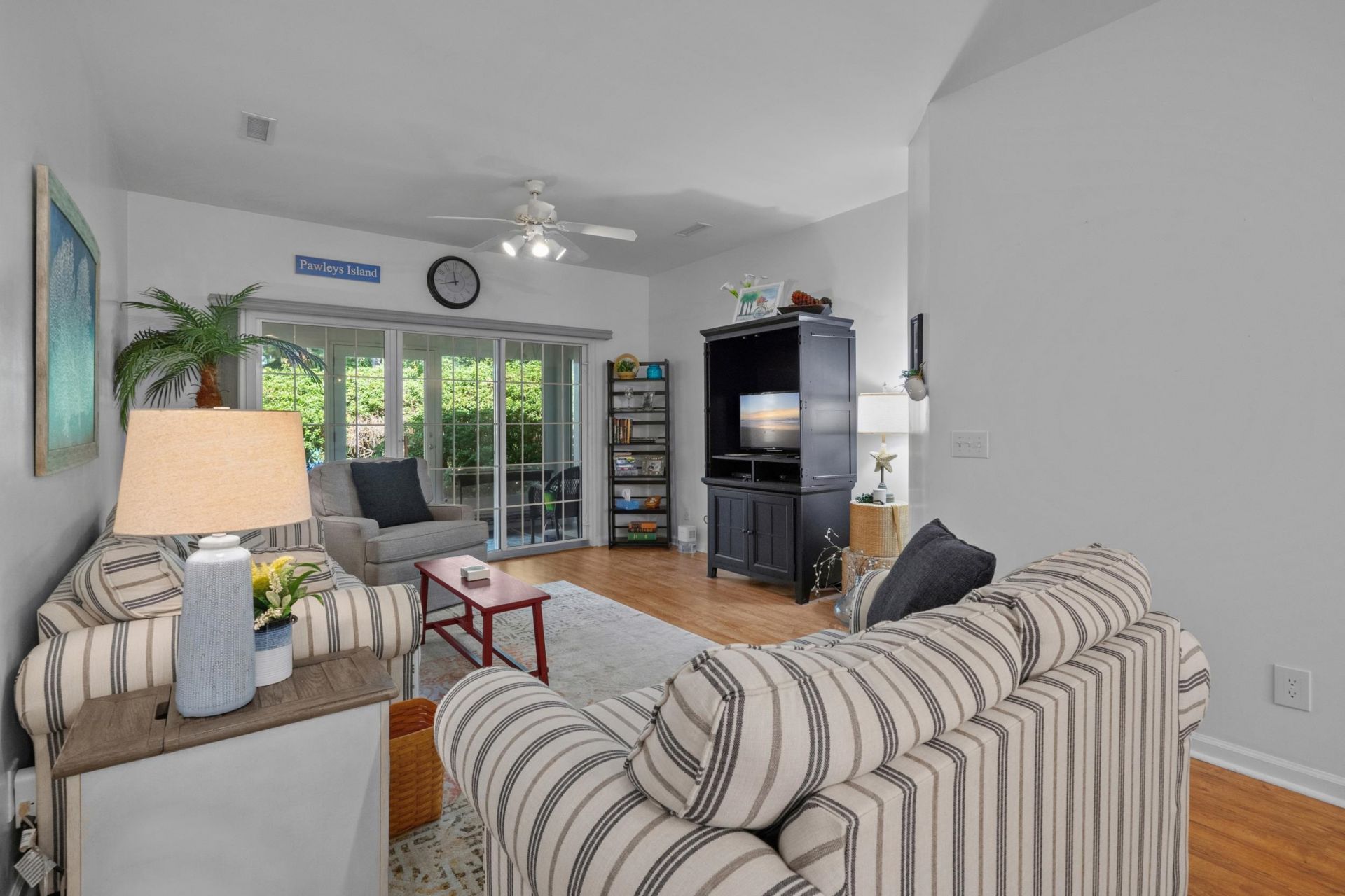 1789 Club Circle Dr. Photo 5