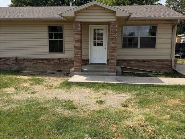 2001 5th , McAlester, OK 74501