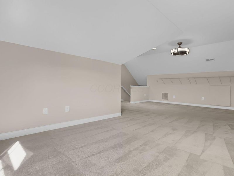 8072 Scenic Pass Way, Lewis Center, OH 43035 Photo 33