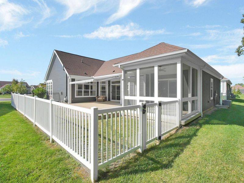 8072 Scenic Pass Way, Lewis Center, OH 43035 Photo 49