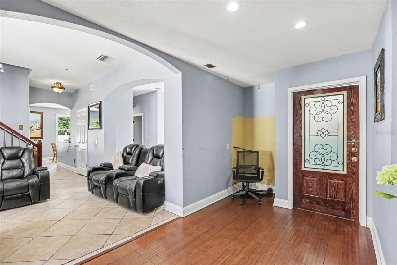 8910 Bridgeford Oaks Drive , Temple Terrace, FL 33637 Photo